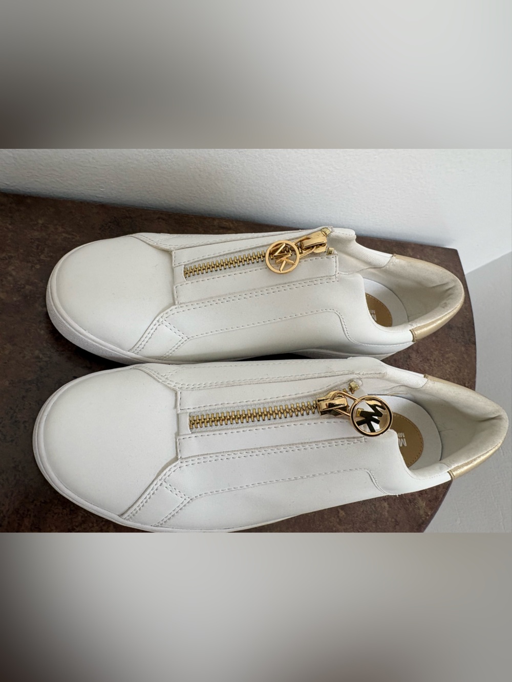 Michael Kors White Gold Zip Slip-On Sneakers Size 8.5 NWOB - Picture 3 of 9